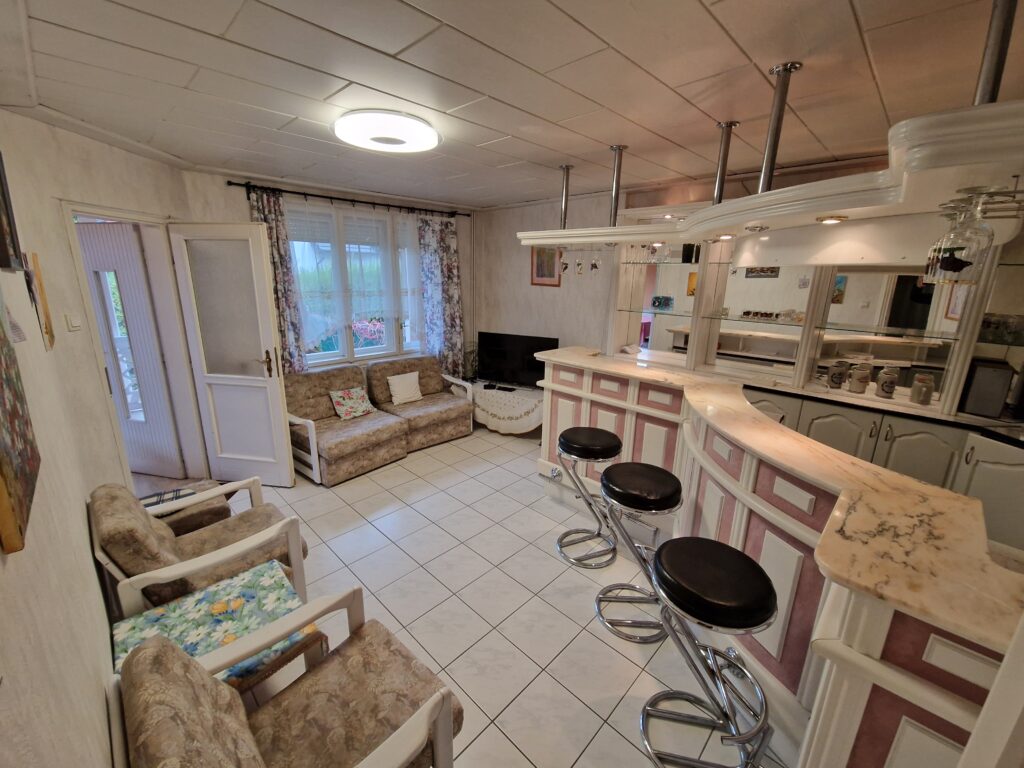 ground floor_living room-1