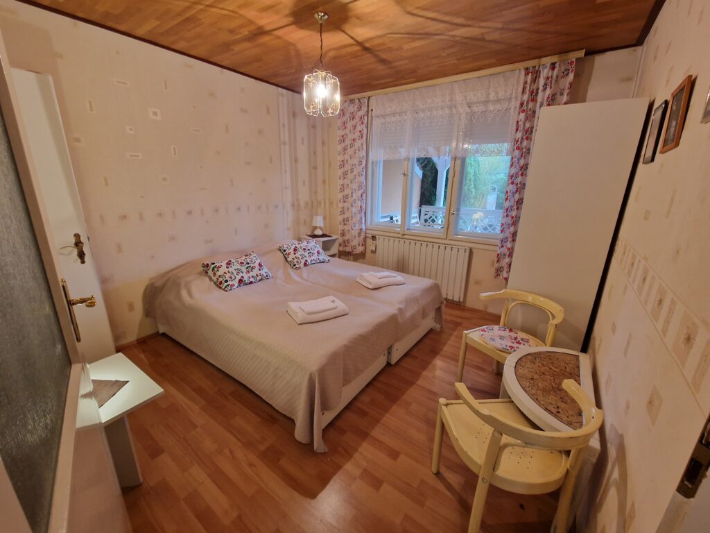 ground floor_room2-1